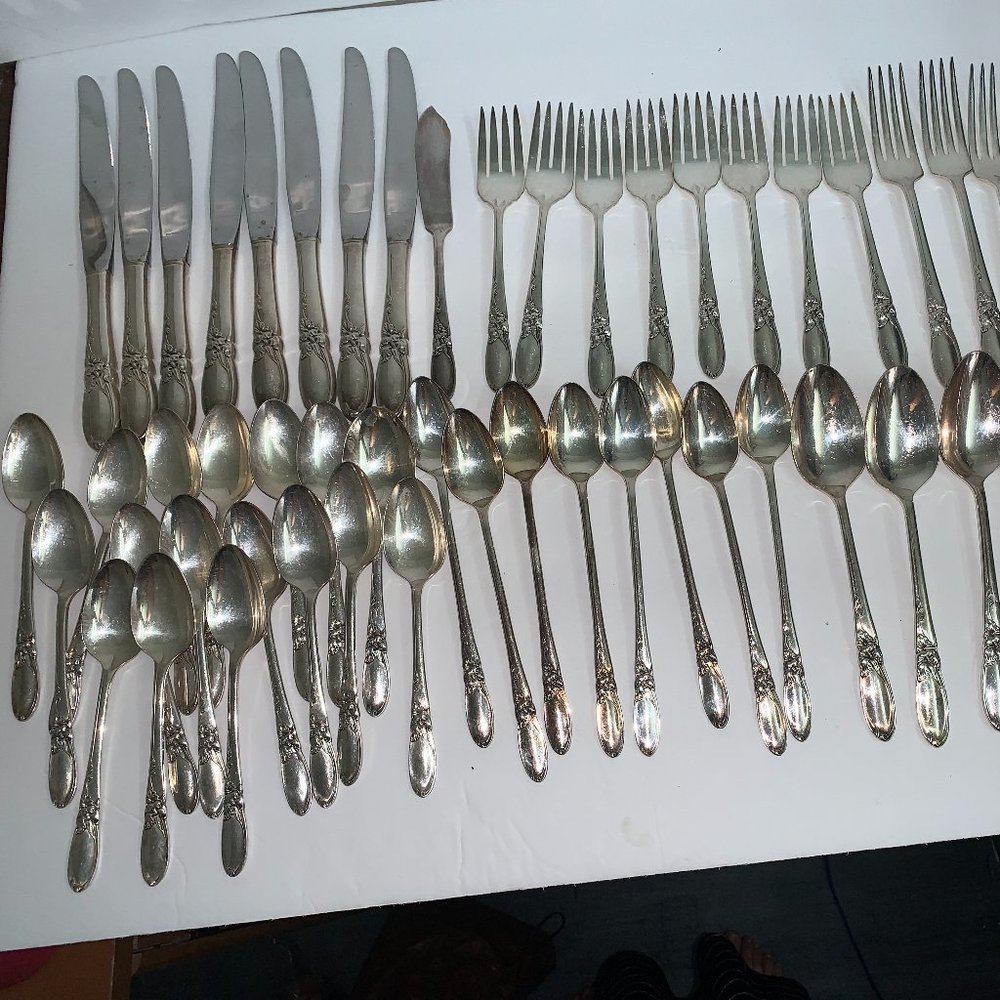 Estate Sale Rare Lot of 58pc Silver Community White Orchid Knives Forks Spoons